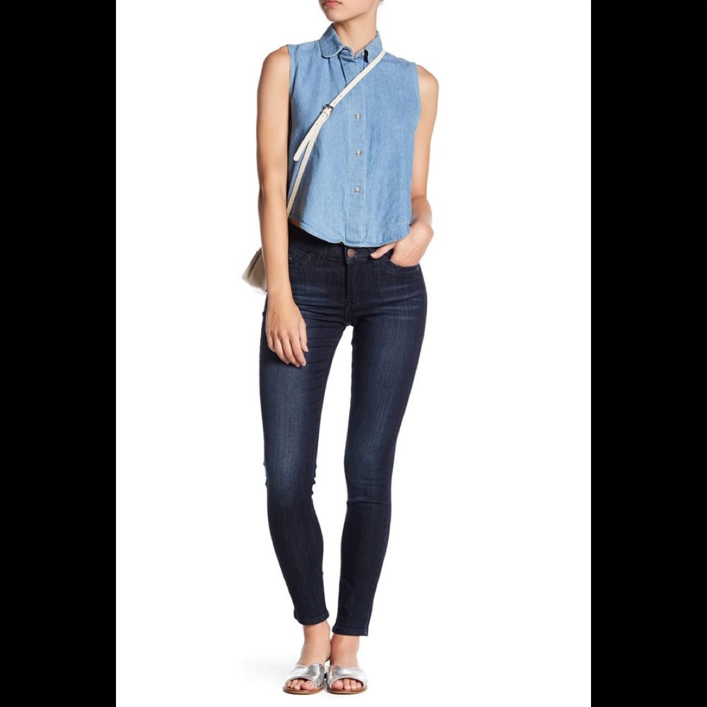 SUPPLIES BY UNION BAY NWT
Lorraine Mid Rise Skinny